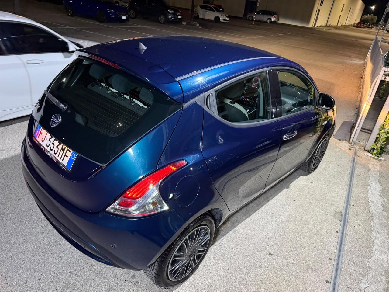 Lancia Ypsilon 1.3 MJT 95CV 2017 Perfetta garanzia