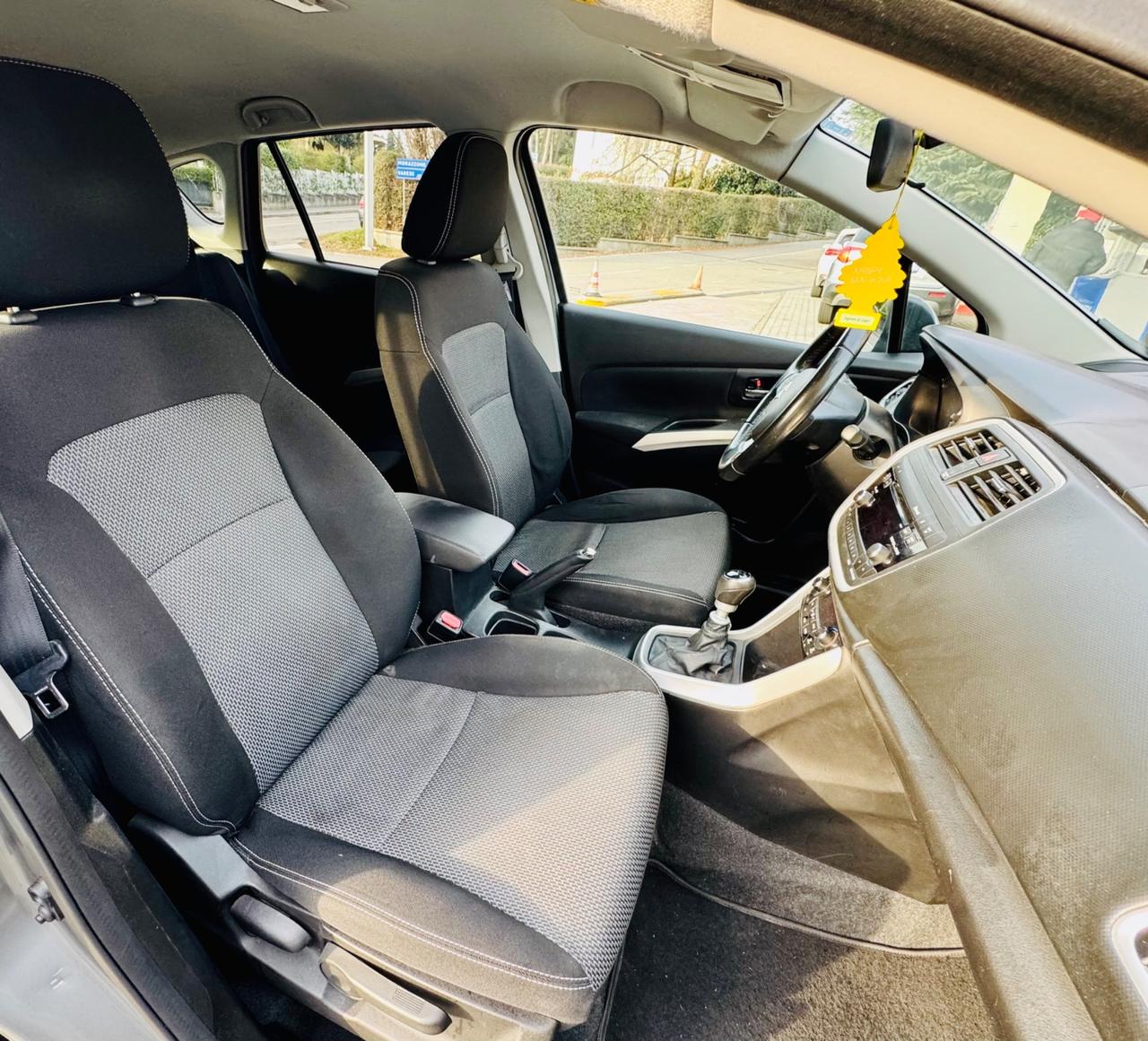 Suzuki S-Cross 1.6 DDiS Style