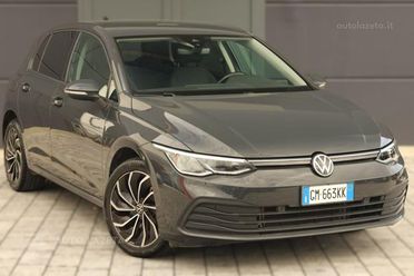VOLKSWAGEN Golf 1.5 TSI Life