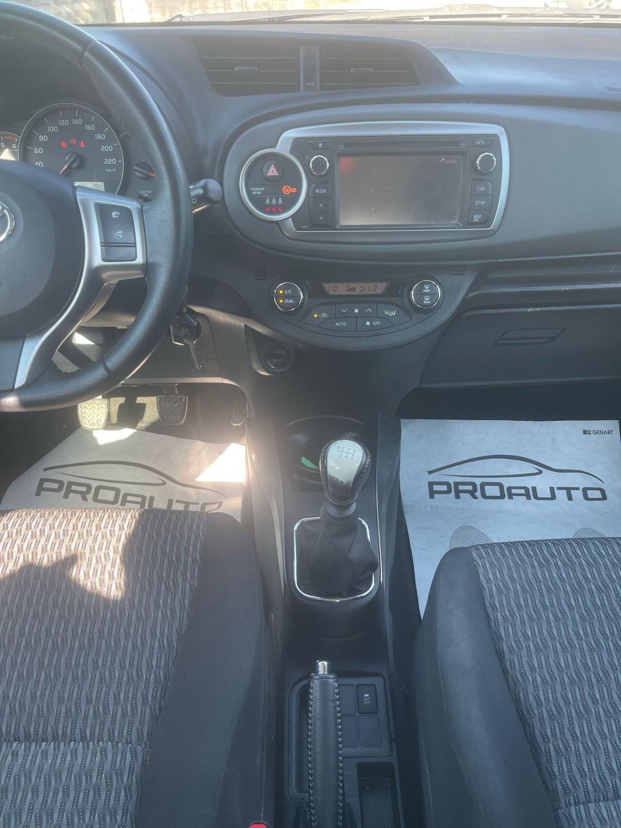 Toyota Yaris 1.4 D-4D 5 porte Lounge