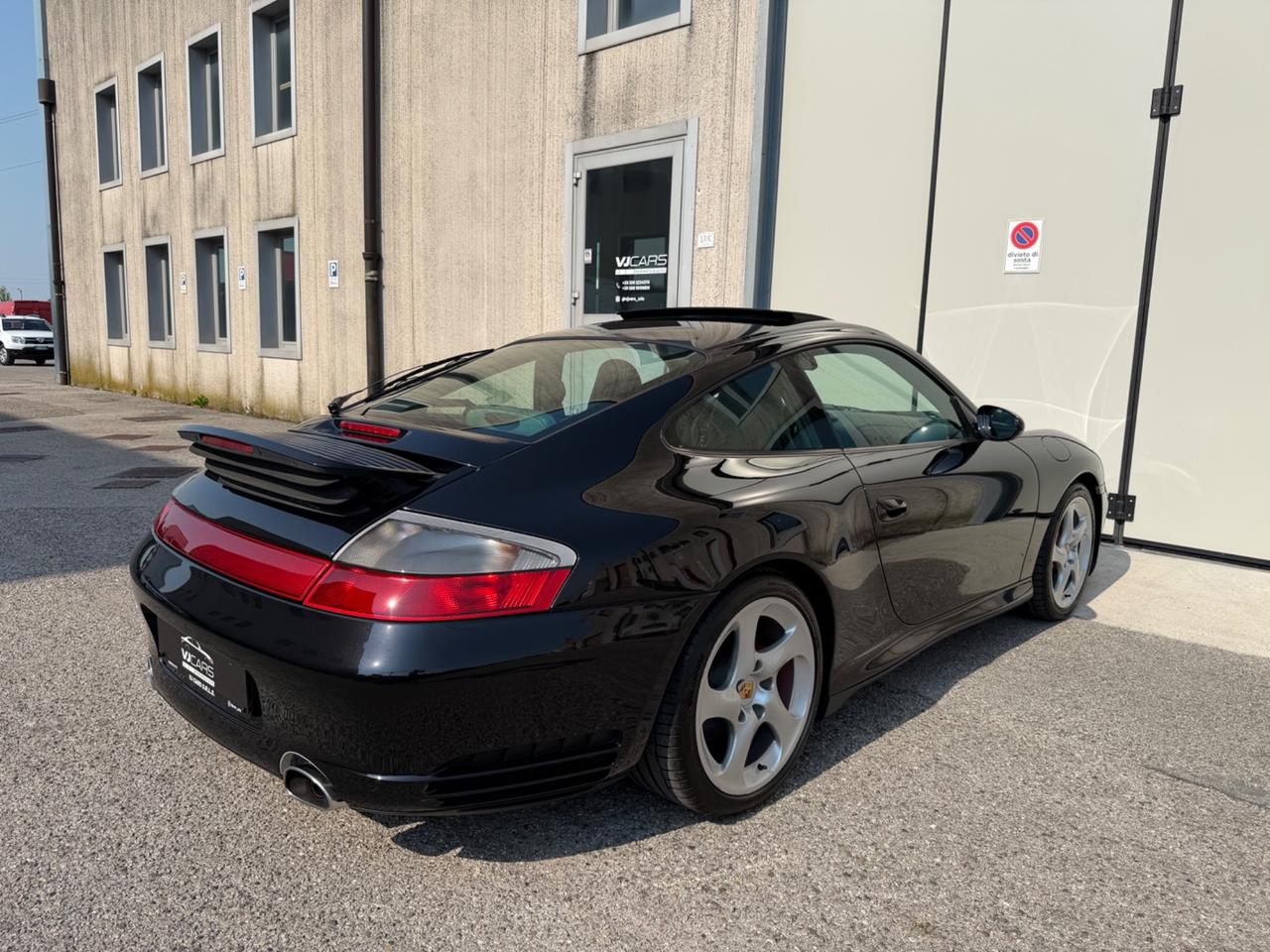 Porsche 911 996 Carrera 4S Coupé