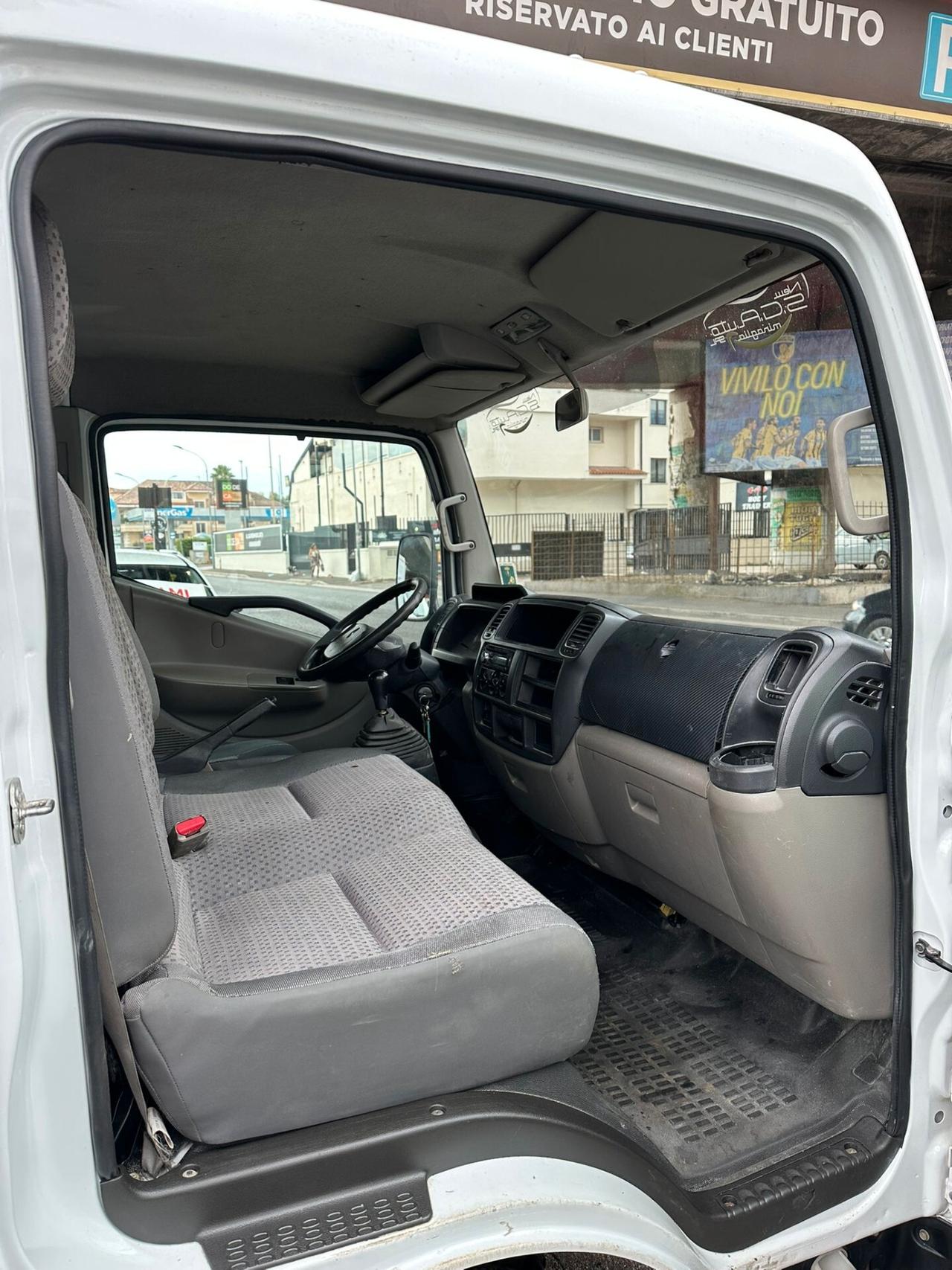Renault Maxity Cabstar Doppia Cabina