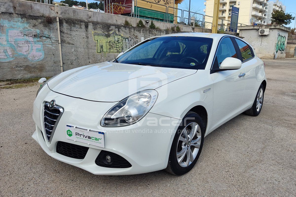 ALFA ROMEO Giulietta 2.0 JTDm-2 140 CV Distinctive