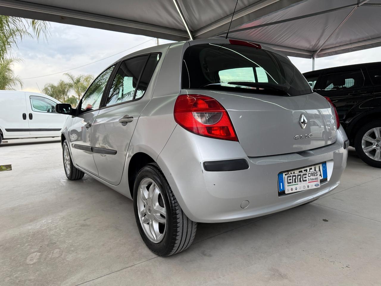 RENAULT CLIO 2007 1.2 BENZINA 75CV 80.000 KM