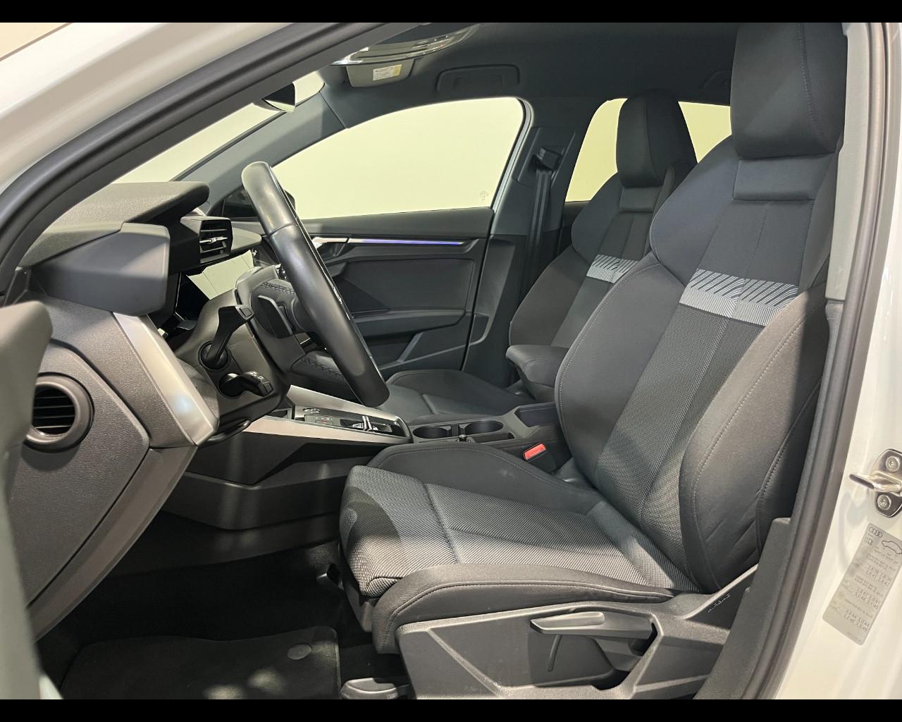 AUDI A3 SPORTBACK 45 TFSIe S-TRONIC S-LINE EDITION