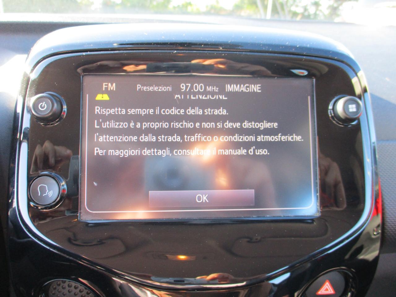Citroen C1 VTi 72 S&S 5 porte Shine