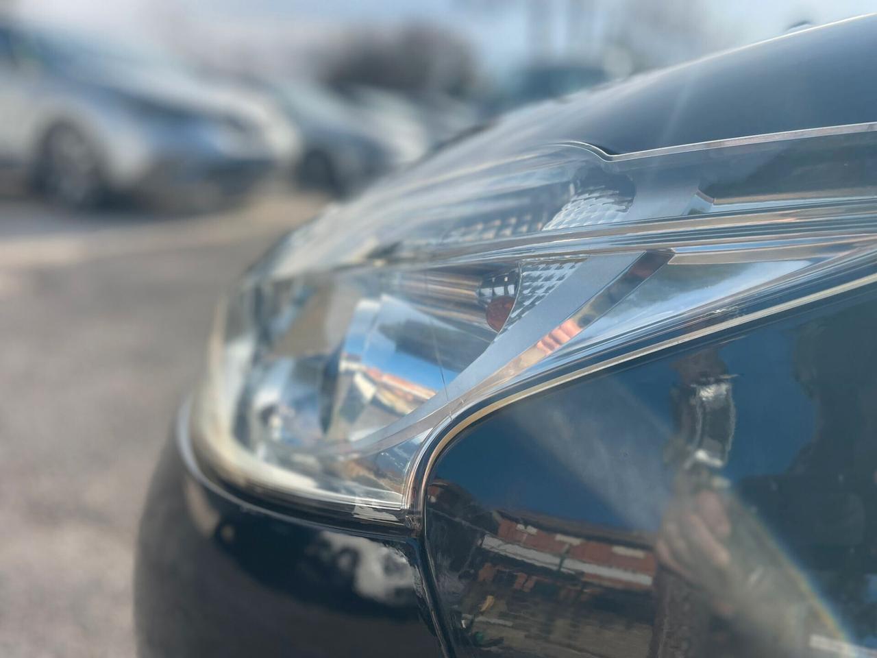 Peugeot 208 PureTech 82 3 porte Access