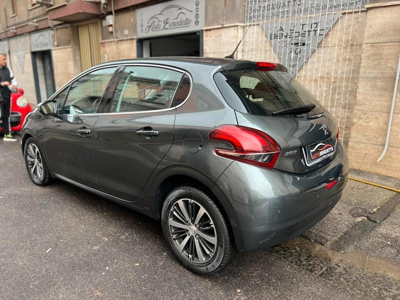 Peugeot 208 BlueHDi 75cv Allure 2017