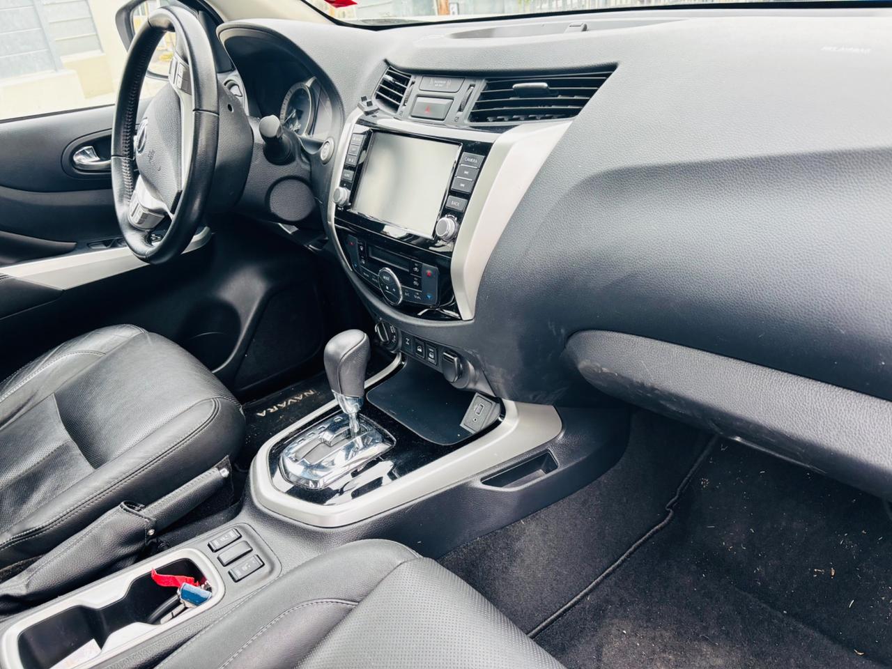 Nissan Navara 2.3 dCi 190 CV 4WD Double Cab N-Guard