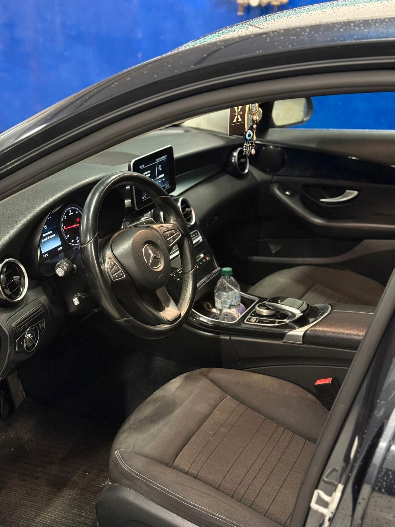 Mercedes-benz C 180 d Premium