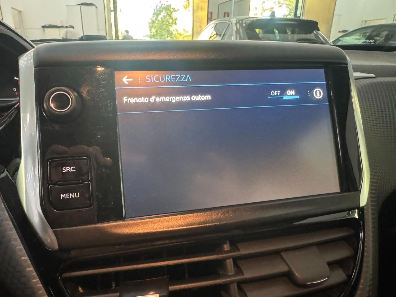 Peugeot 208 PureTech 82 Stop&Start 5 porte Allure - EDIZIONE LIMITATA: SIGNATURE