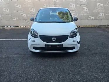 Smart ForFour 1.0 CERTIFICATA GARANZIA 12 MESI