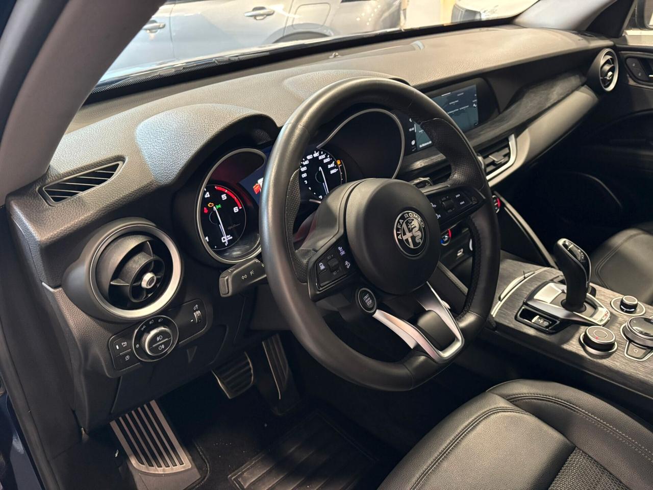 Alfa Romeo Stelvio 2.2 Turbodiesel 190 CV AT8 RWD Executive