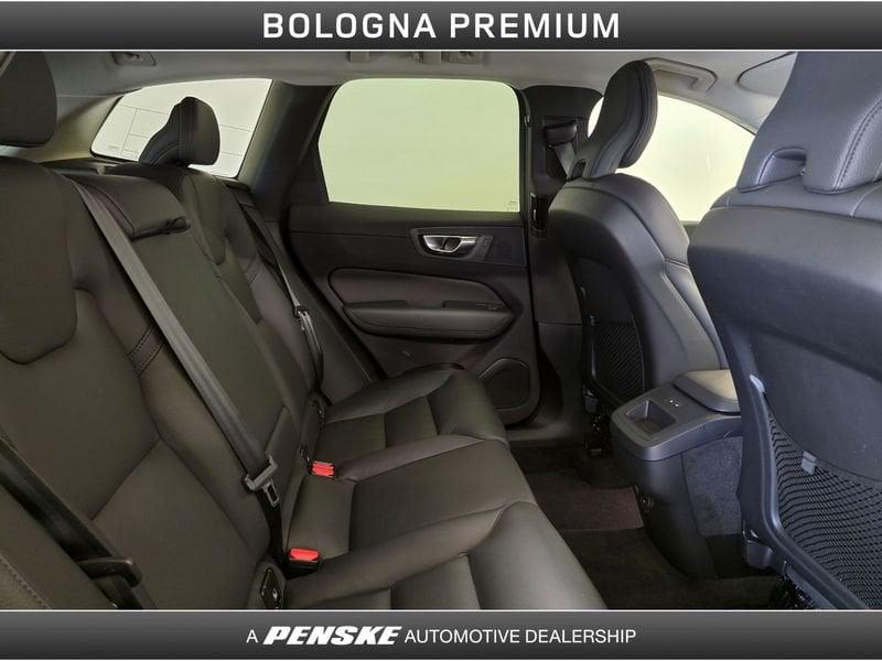 Volvo XC60 XC60 B4 automatico Plus Dark