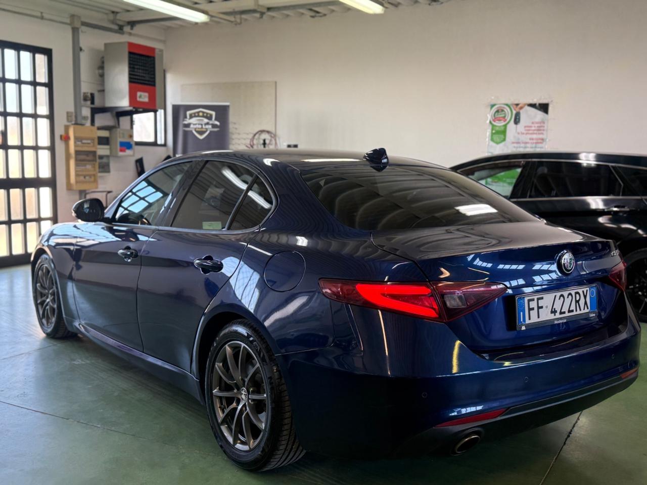 Alfa Romeo Giulia 2.2 Turbodiesel 150 CV AT8