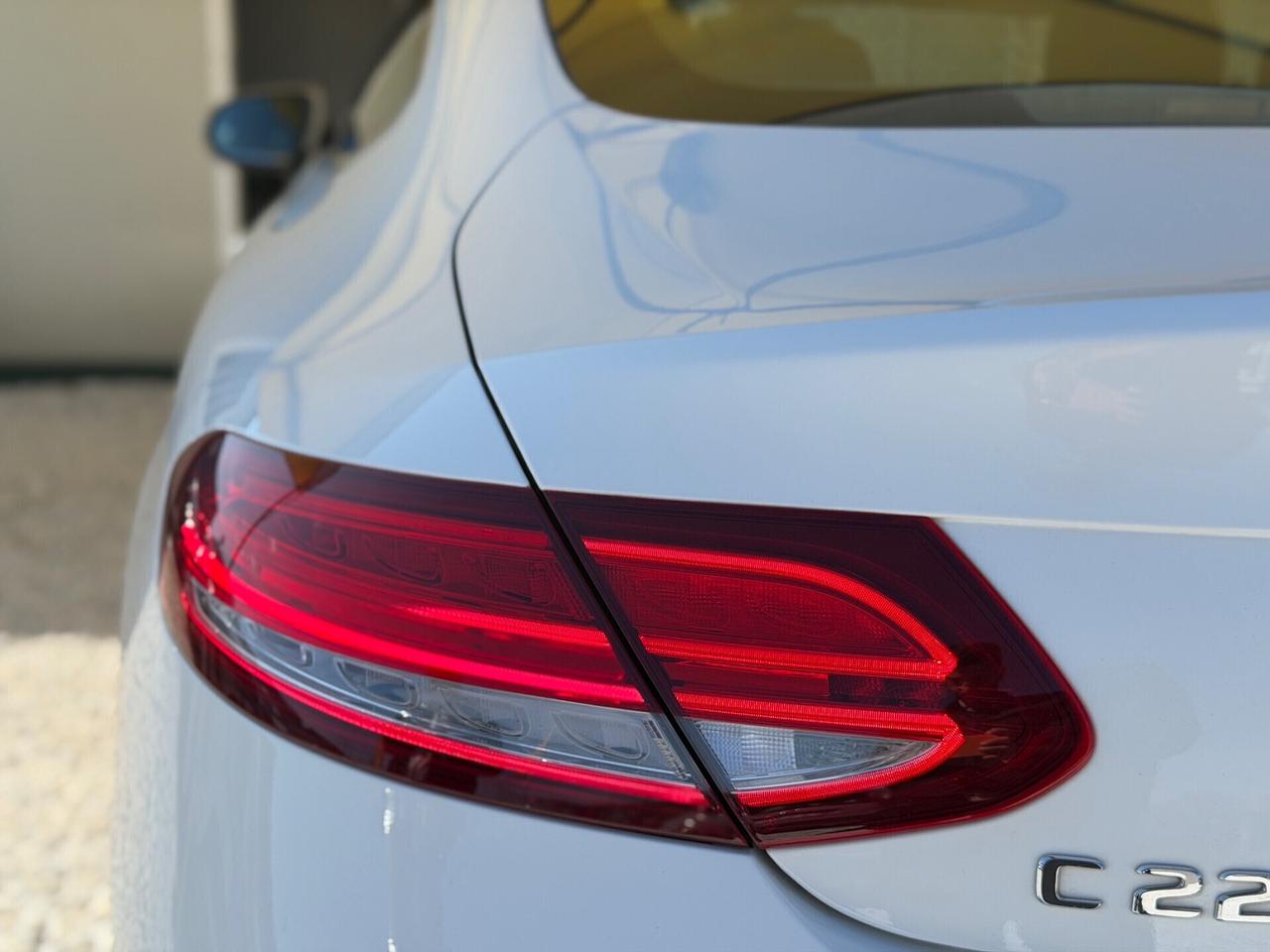 Mercedes-benz C 220 d Auto 4Matic Coupé Premium Plus