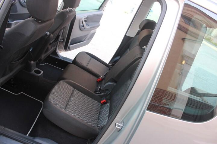 Skoda Roomster 1.2 TSI 86CV Scout CROSSOVER ASSETTO RIALZATO CLIMA AUTOMATICO SENSORI PARK