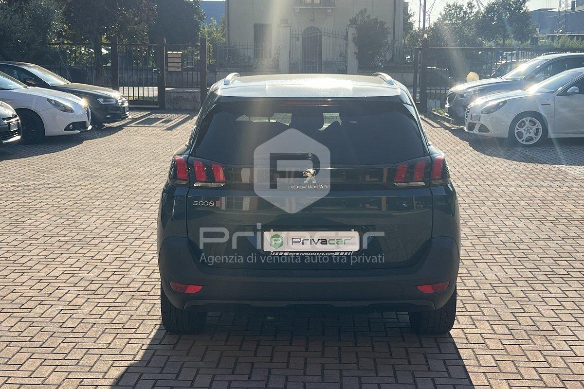 PEUGEOT 5008 BlueHDi 130 S&S EAT8 Allure