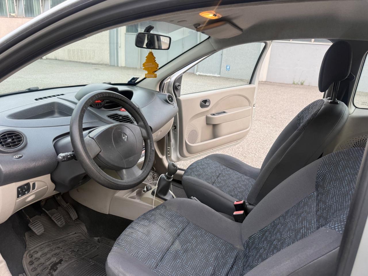 Renault Twingo 1.2 16V TCE Dynamique