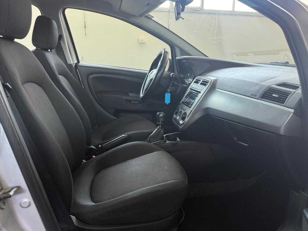 Fiat Punto 1.2 8V 5 porte Lounge ok neopatentati