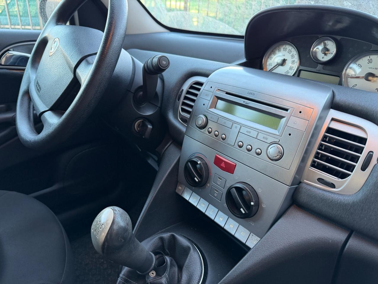 LANCIA YPSILON 1.3 MJT DIESEL PER COMERCIANTI