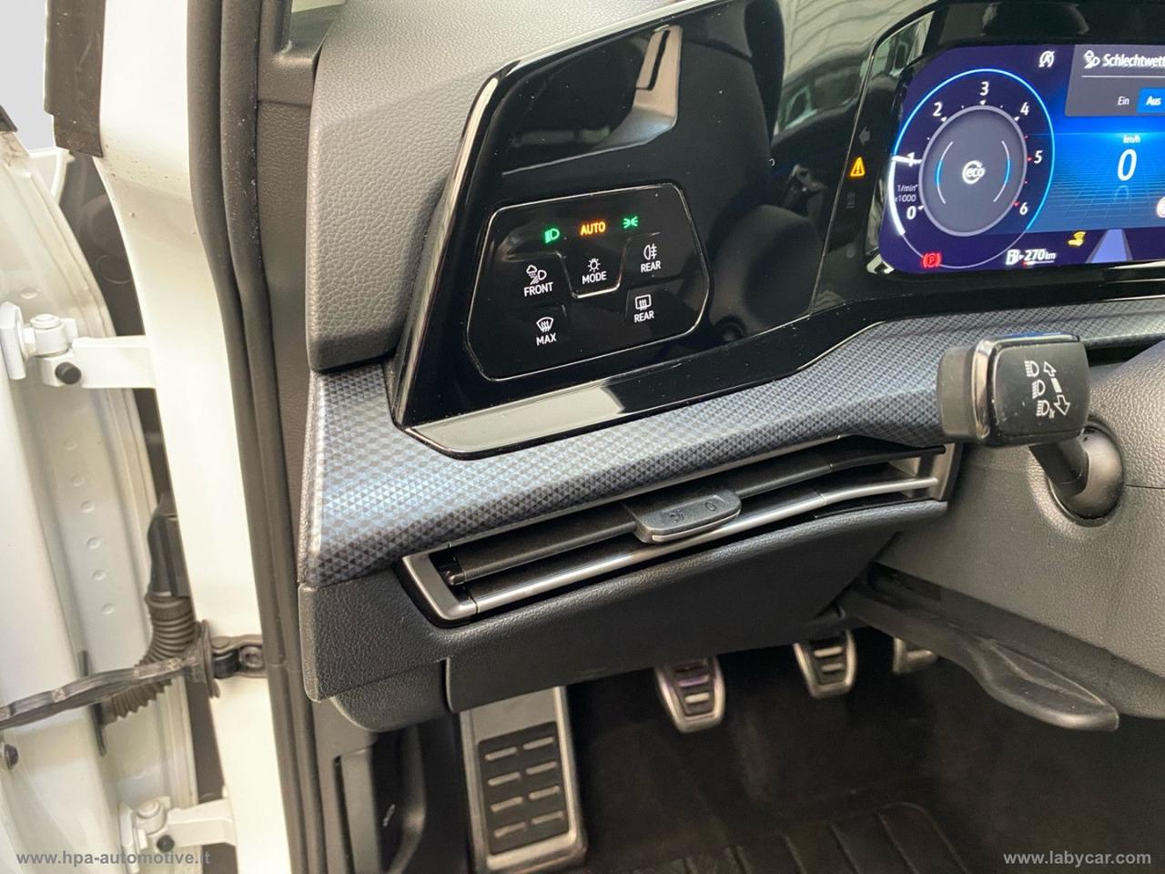 VOLKSWAGEN Golf 8 2.0TDI FULL LED IQ-LIGHT NAVI