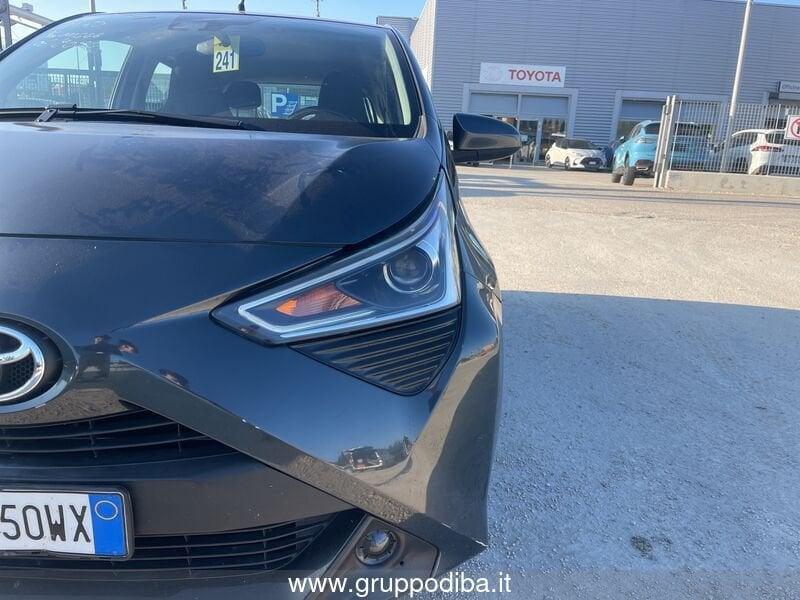 Toyota Aygo II 2018 5p 5p 1.0 x-play 72cv