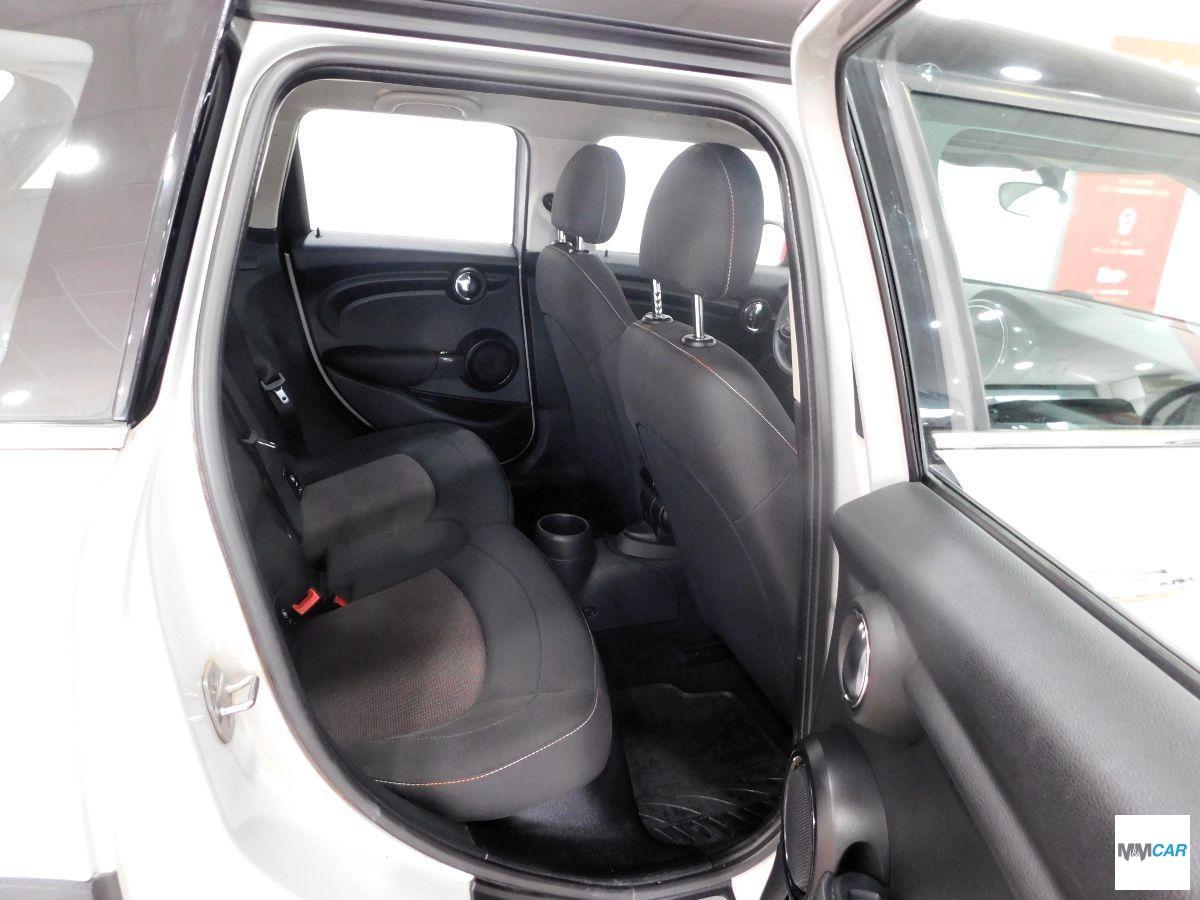 MINI COOPER 5 PORTE HYPE BZ 136CV