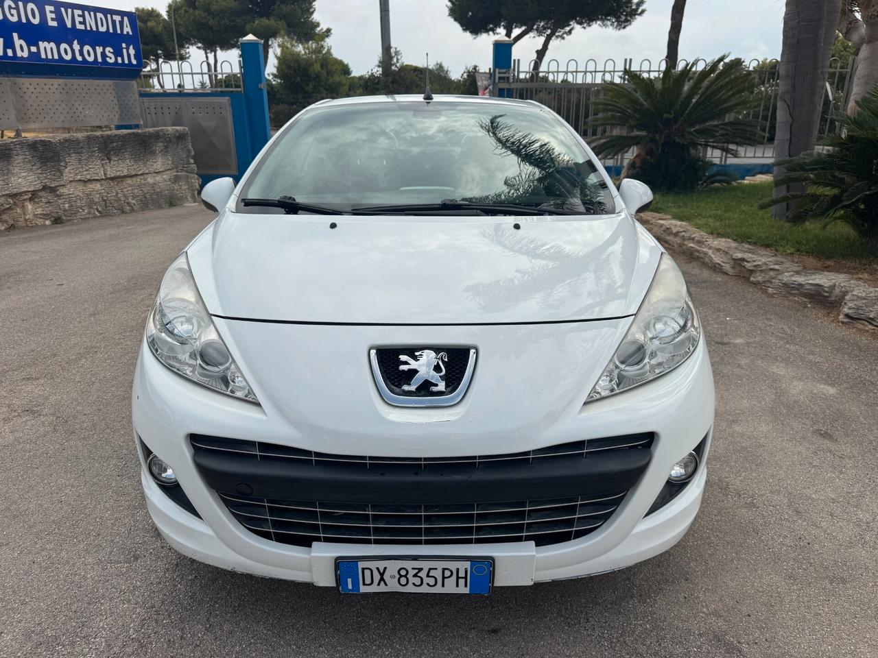 Peugeot 207 1.6 HDi 110CV CABRIO COUPE' Féline