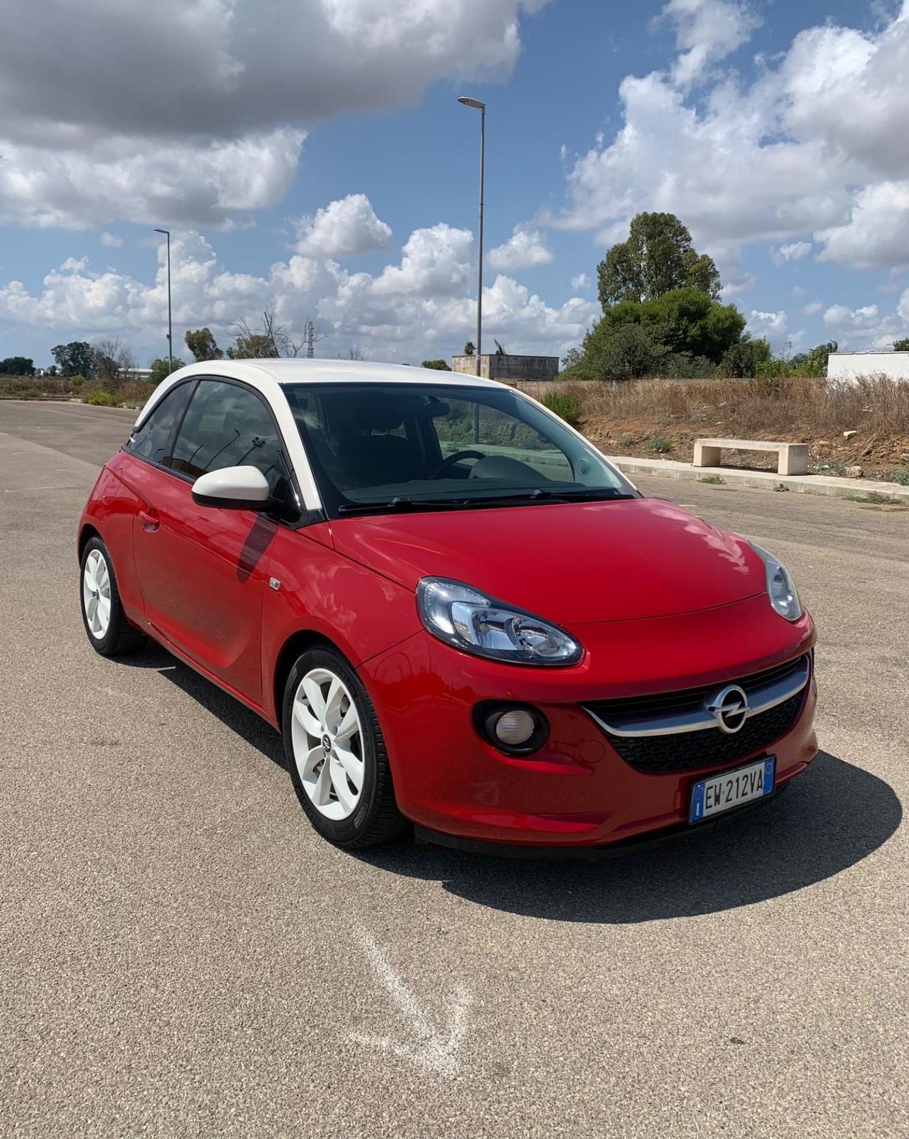 Opel Adam 1.2 70 CV