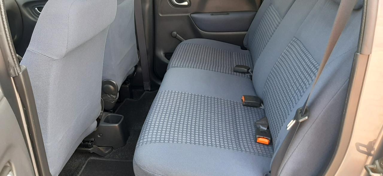 Opel Agila 1.2 16V Fashion Line