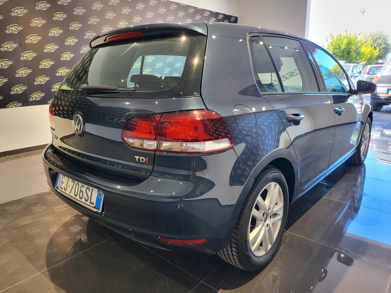 Volkswagen Golf - 2011 1.6 TDI 105 cv Highline