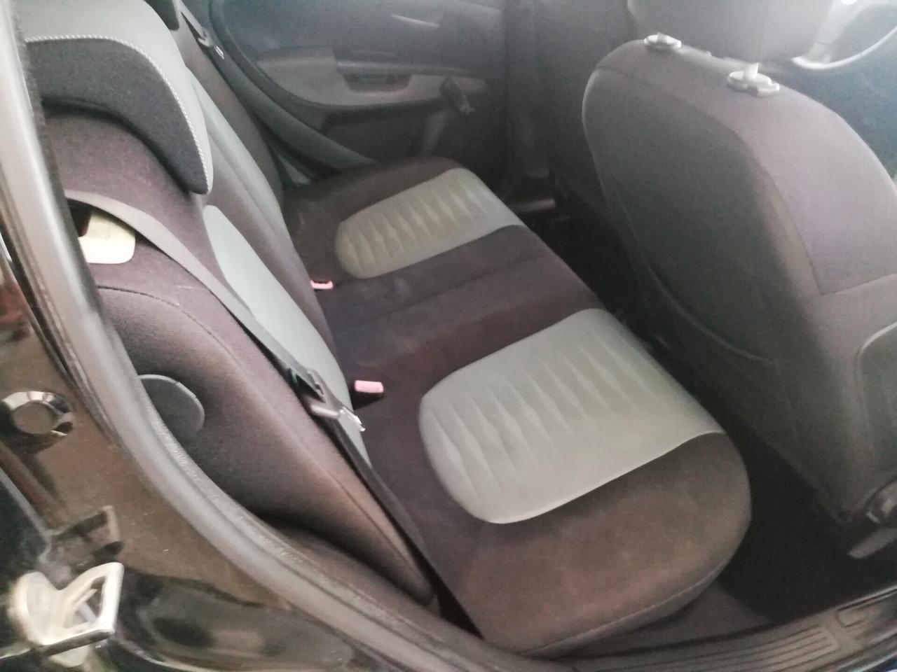 Fiat Grande Punto Grande Punto 1.4 5 porte Dynamic Natural Power "SOLO 121.000 KM"