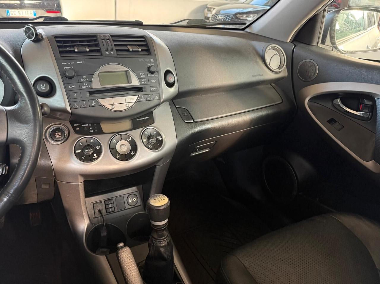 Toyota RAV4 2.2 D-4D 177 CV Luxury