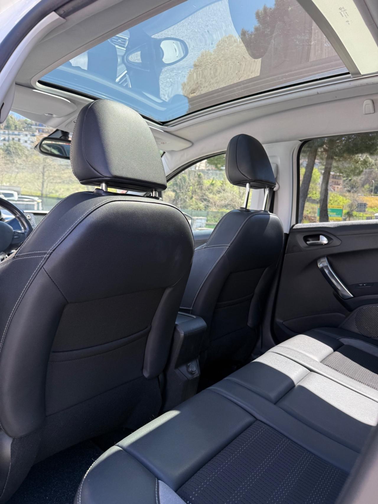 Peugeot 2008 1.2 VTi 82CV Allure