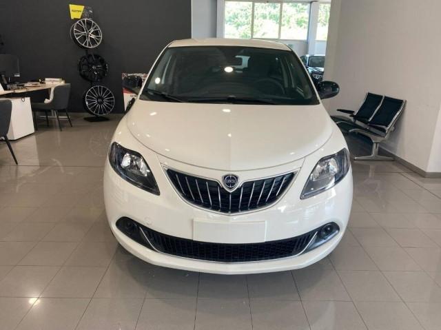 Lancia Ypsilon III 1.0 firefly hybrid Platino s&s 70cv