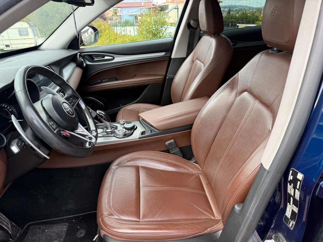 Alfa Romeo Stelvio 2.2 Turbodiesel 180 CV Super