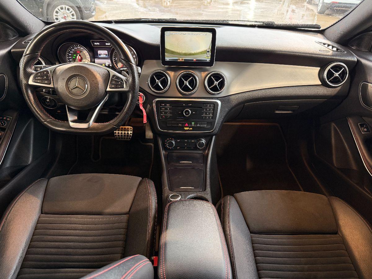 MERCEDES - Classe CLA Shooting Brake 200 d Premium Dark Night auto