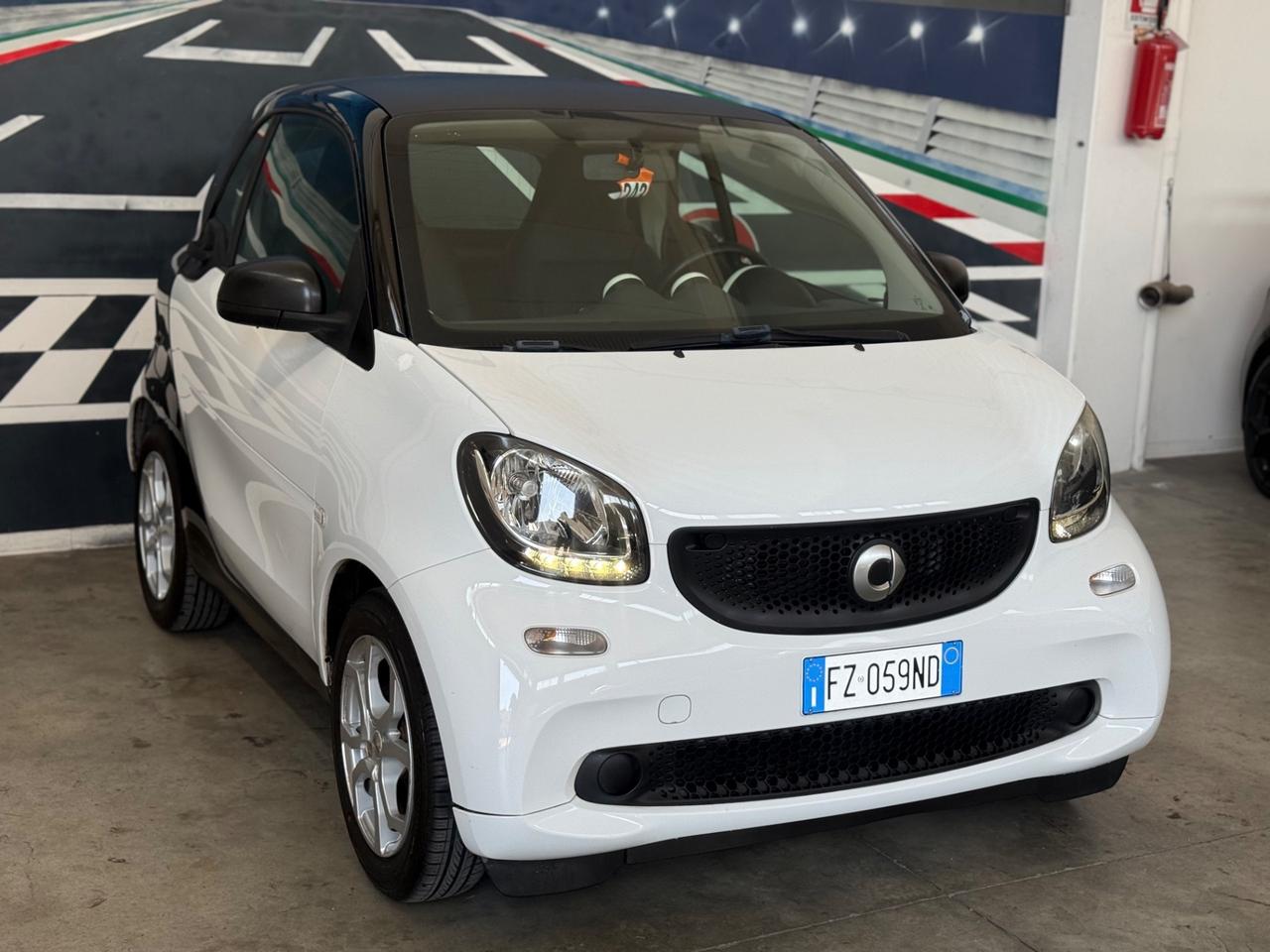 Smart ForTwo 1.0 60CV BENZINA NEOPATENTATI