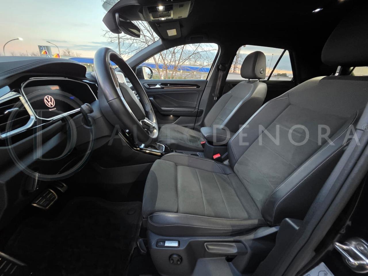 Volkswagen T-Roc 2.0 TDI SCR 150 CV DSG R-Line#LED#NAVI#CARPLAY#CAM#ALCANTARA#GANCIO TRAINO