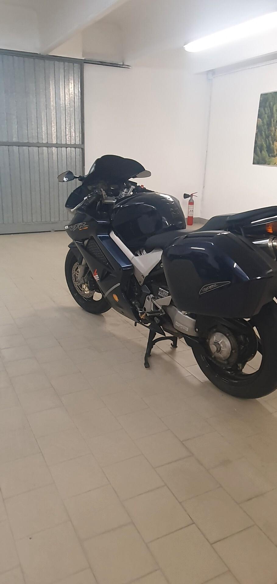 Honda VFR 800 Perfetta - 2002