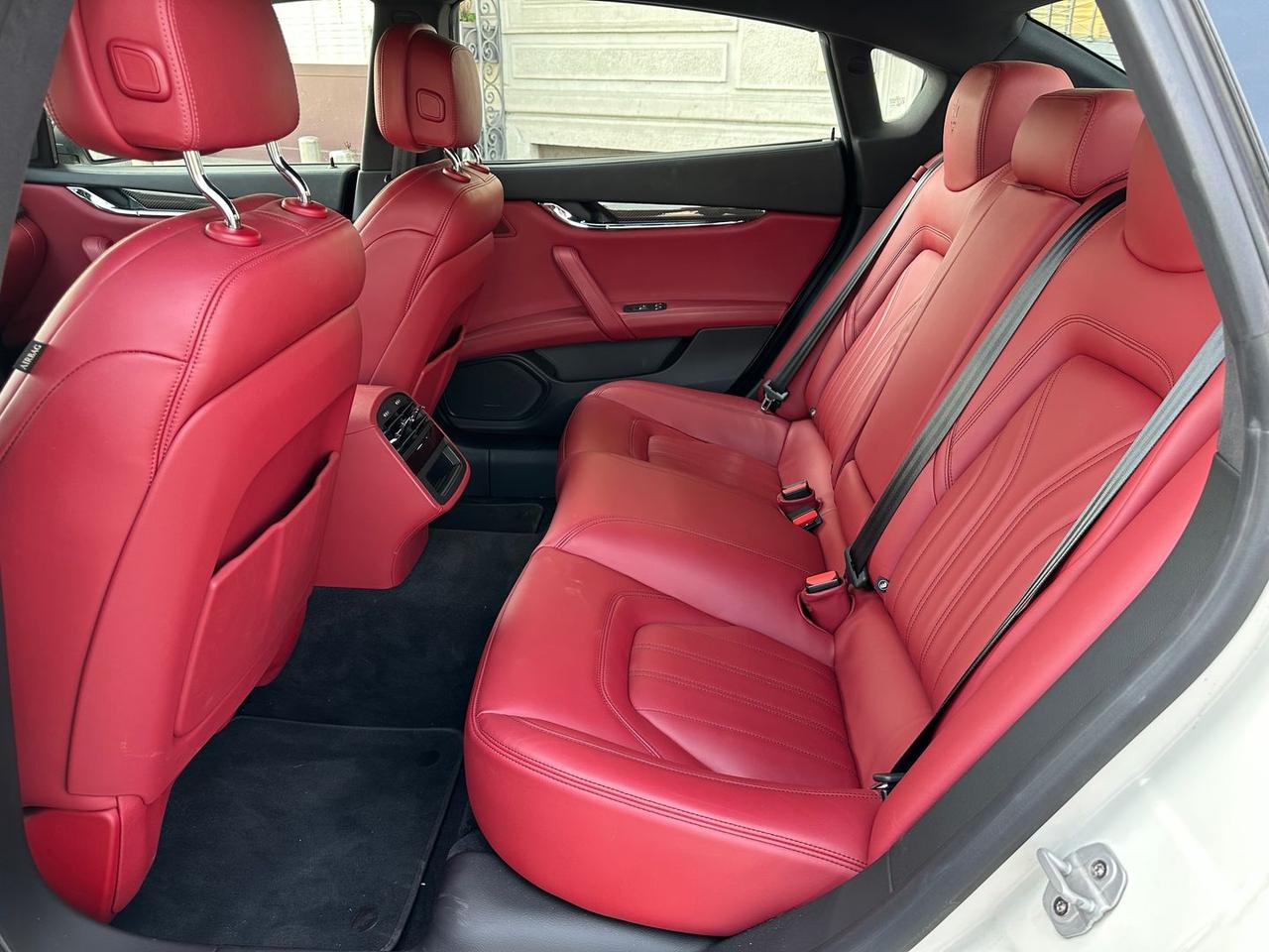 Maserati Quattroporte SQ4 GranSport 3.0 430 #10468