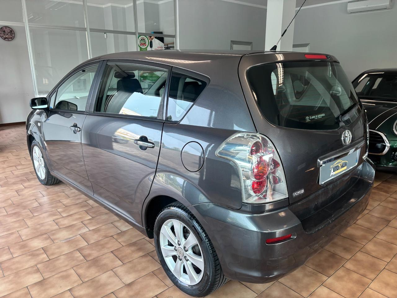Toyota Corolla Verso 1.8 vvt-i Sol 7p POSTI