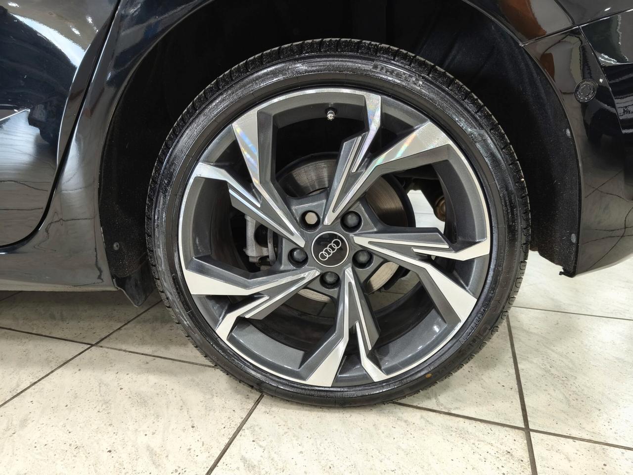 Audi A3 SPB 40 TFSI e S tronic identity Black plug-in