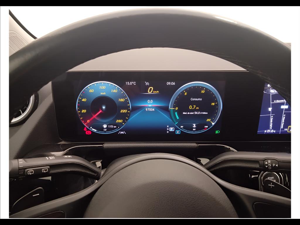 Mercedes-Benz Classe B - W247 2018 - B 180 d Sport auto