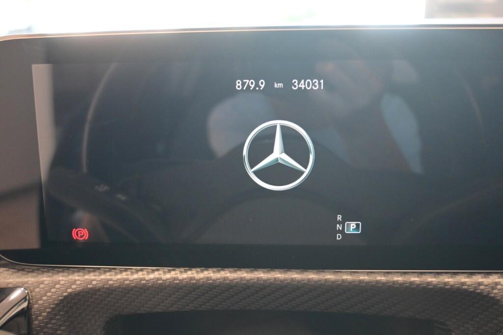 MERCEDES-BENZ A 180D SEDAN 116CV AUTOMATIC BUSINESS SOLUTION ( CRUISE - NAVI PREMIUM - MIRROR - PARK ASSIST - TELECAMERA POST. )