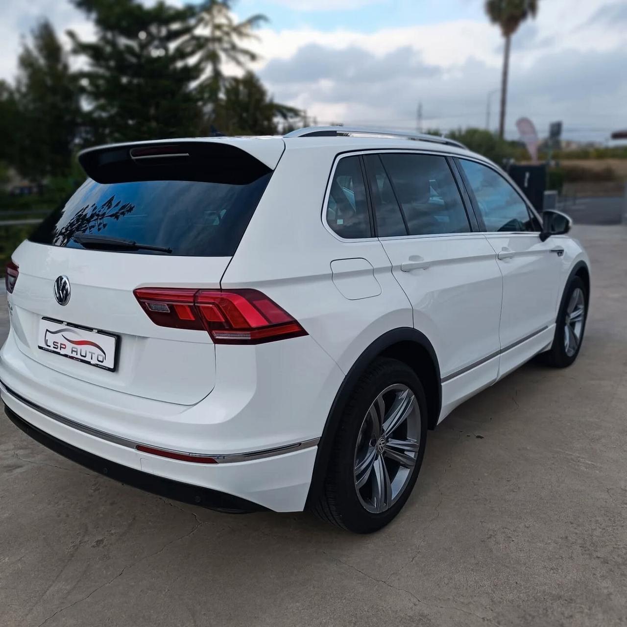 Volkswagen Tiguan 2.0 TDI RLINE UNICPROPRIET
