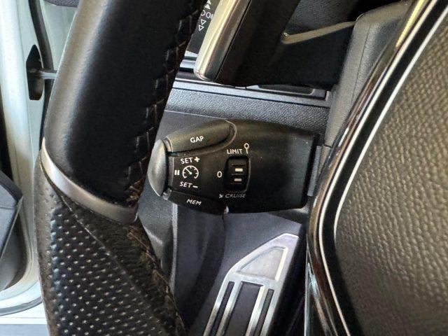 PEUGEOT 3008 BlueHDi 130 EAT8 GT Line Full-led/Ambient Light