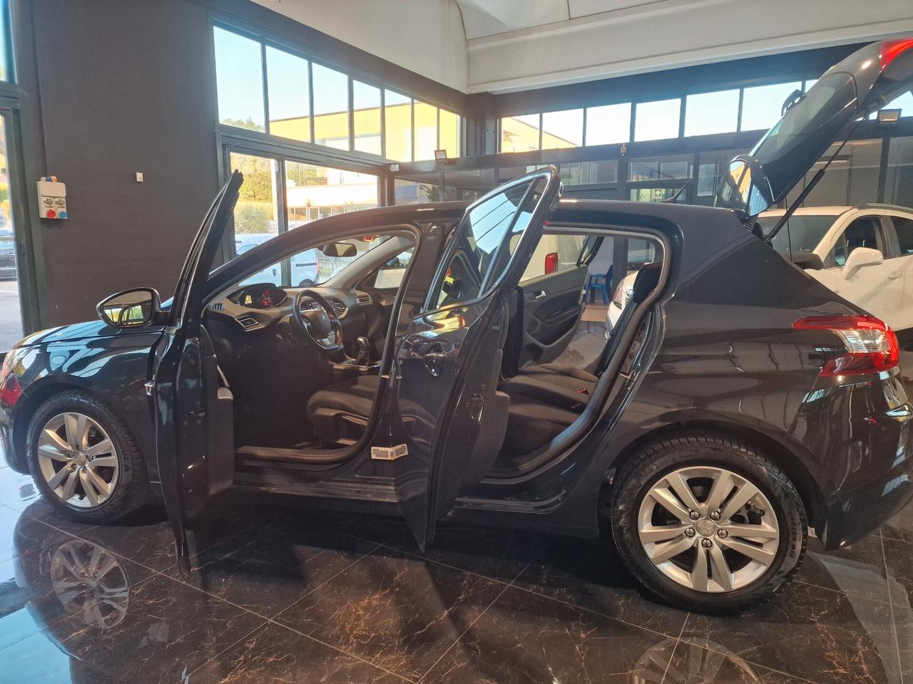 Peugeot 308 BlueHDi 100 S&S Business