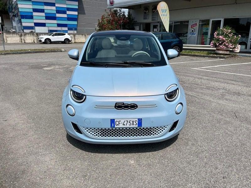FIAT 500 La Prima Berlina